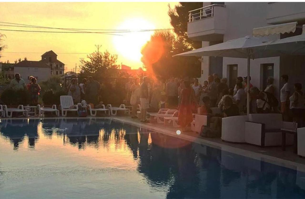 Hotell Athina Velipojë