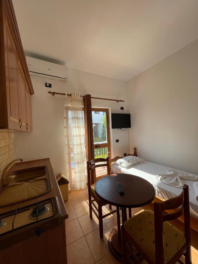 Hotell Athina 3*