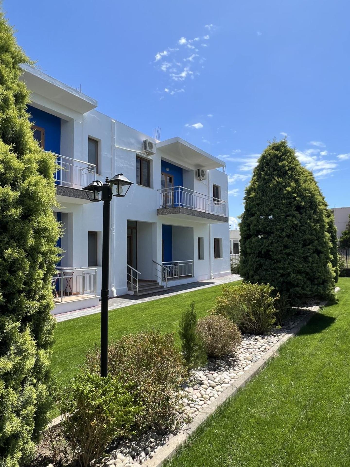 Athina 3* Velipojë
